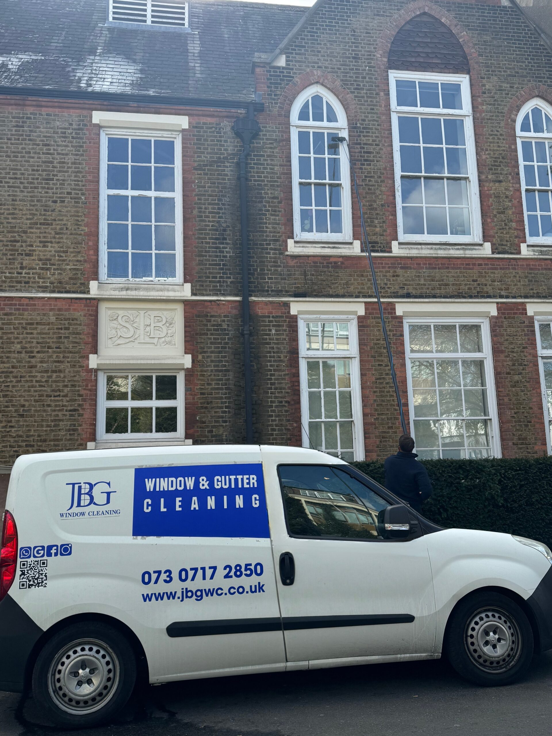 jbg-window-cleaning-van-3